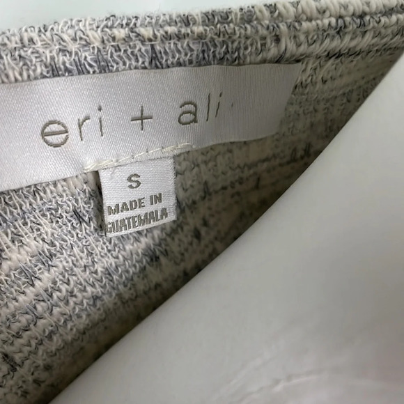 ANTHROPOLOGIE Eri + Ali Gray Pom Pom Tank Top Small - Picture 4 of 7